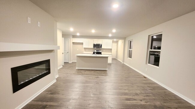 Building Photo - Single Family Ranch Home in West Des Moine...
