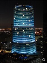 Building Photo - 200 Biscayne Blvd Way