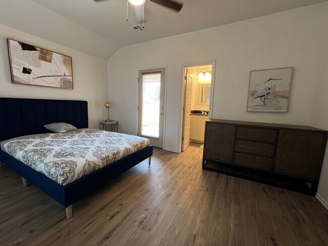 Foto del edificio - 1420 SW Texas Ave