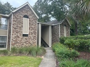Building Photo - 1866 Montclair Dr