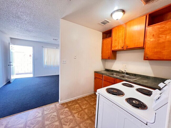 Foto del edificio - 1 bedroom 1 bathroom westside apt