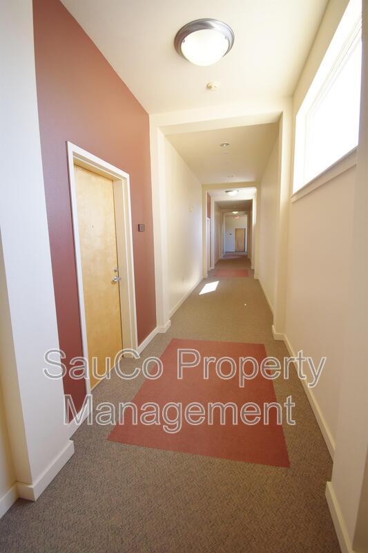 Foto del edificio - 1425 NE 61st Ave