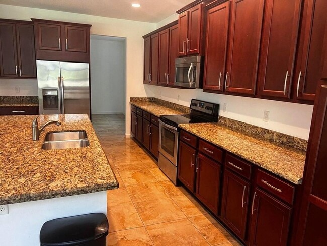 Foto del edificio - 9555 Phipps Ln