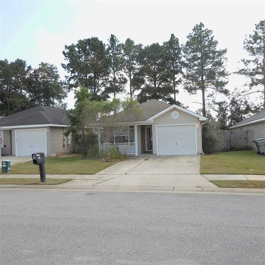 Primary Photo - 1487 Dunhurst Dr