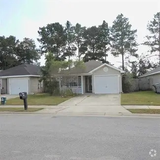 Building Photo - 1487 Dunhurst Dr
