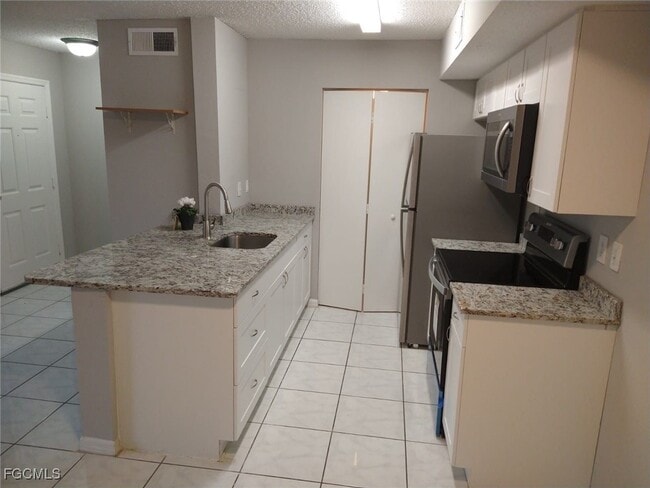 Building Photo - 12540 Equestrian Cir