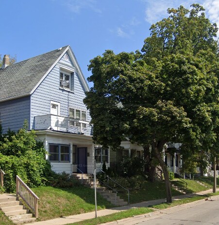 Building Photo - 510 E Locust St