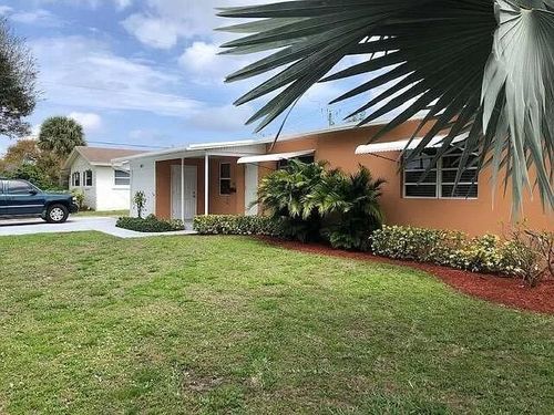 Primary Photo - 2150 NW 3rd Ave