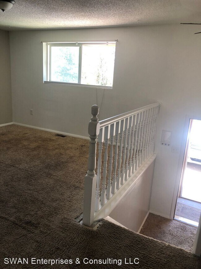 Building Photo - 4 br, 2 bath House - 879 Depew Street