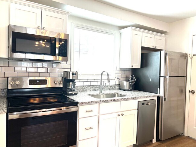 Interior Photo - Harvard Apartments