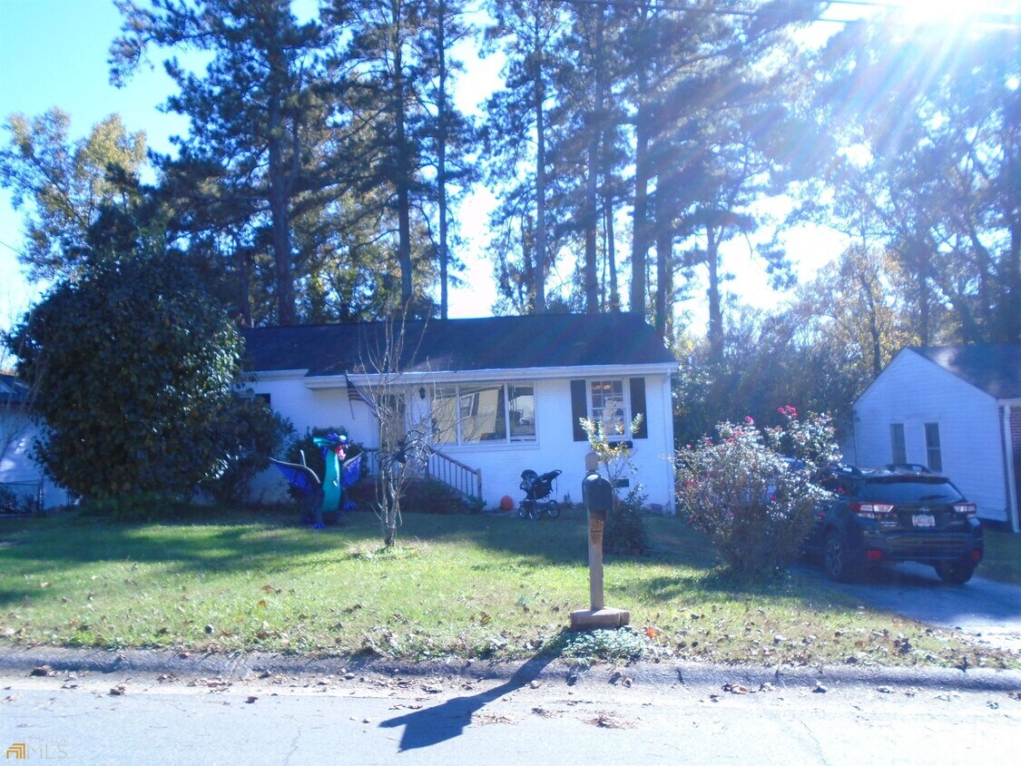 Foto principal - 914 Bank St SE