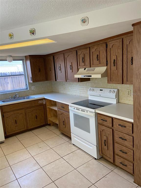 Building Photo - 3244 Coldwell Dr