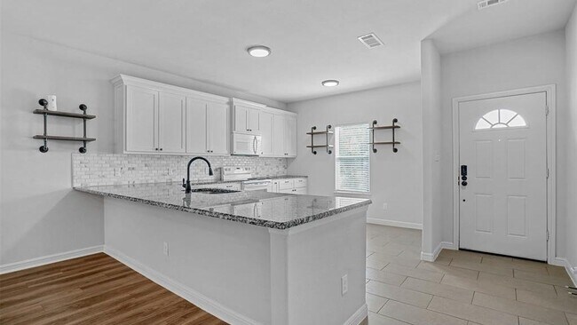 Foto del edificio - 5504 Wellesley Ave