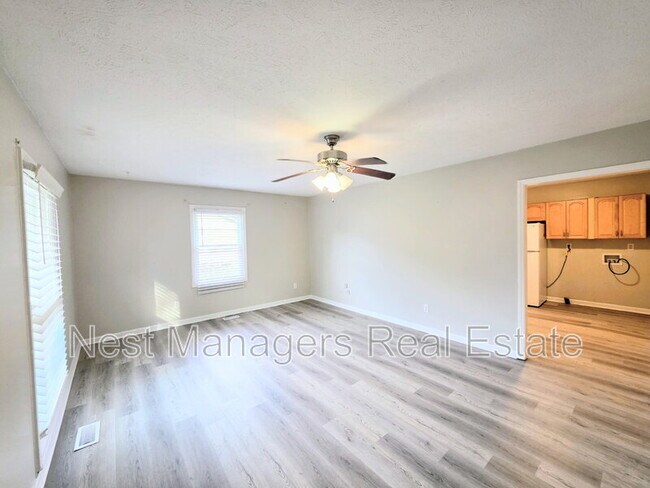Foto del edificio - 425 Morley Dr