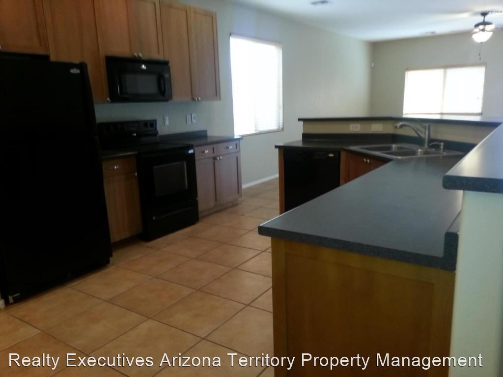 7168 S Shipmans Tale Ct, Tucson, AZ 85756 House for Rent in Tucson