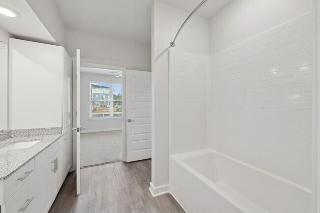 Interior Photo - Ascend Cottages At Highland Square
