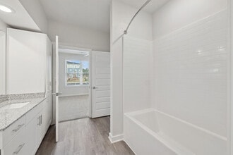 Interior Photo - Ascend Cottages At Highland Square