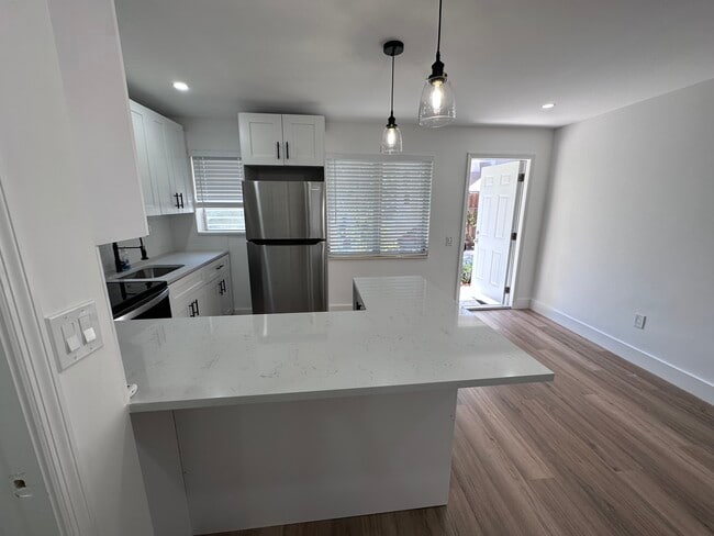 Building Photo - 4609 Bougainvilla Dr