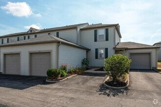 Building Photo - 170 Hawkins Ln