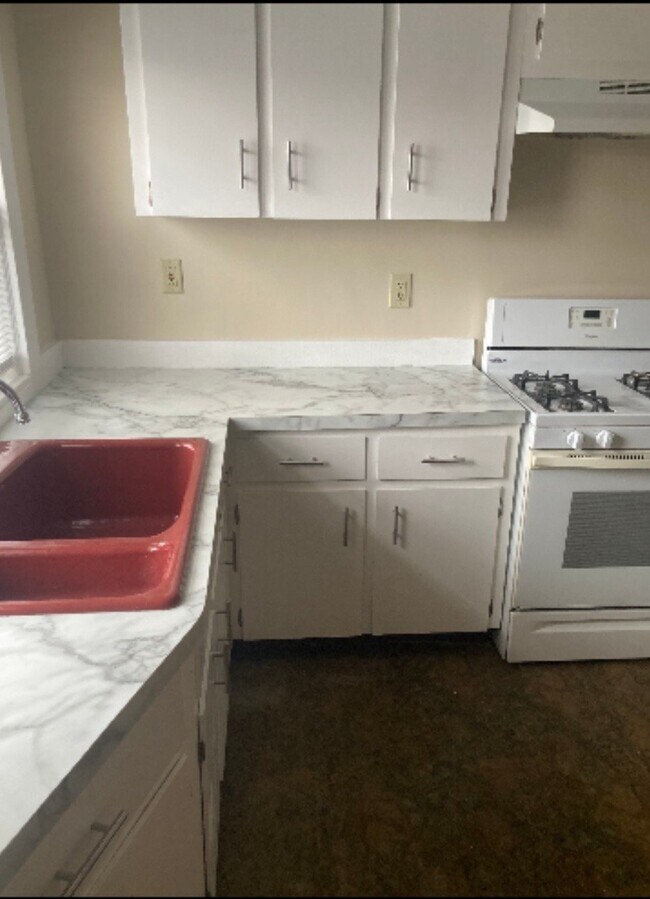 Foto del edificio - 17 ring Ave