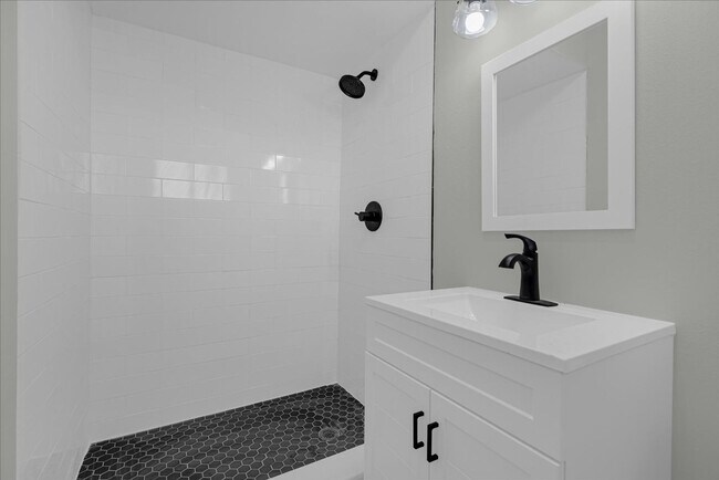 Foto del edificio - Fantastic 3 Bed / 2 bath Home - Section Ei...