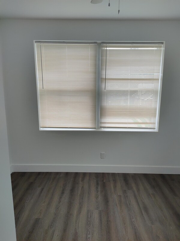 Foto del edificio - 3935 N Taylor Ave