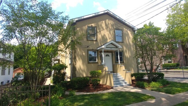 Foto del edificio - 524 N Central Ave