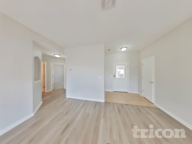 Foto del edificio - 2164 Bentwood Dr