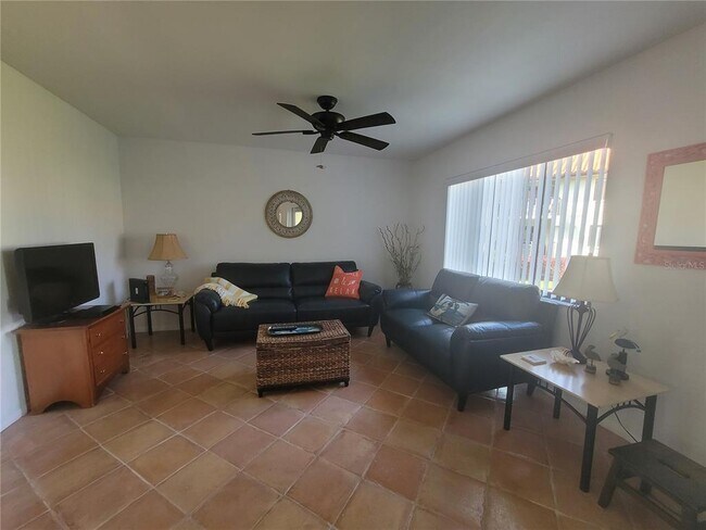 Foto del edificio - 1515 Pinellas Bayway S