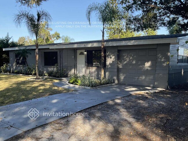 Foto del edificio - 5609 Sandalwood Dr