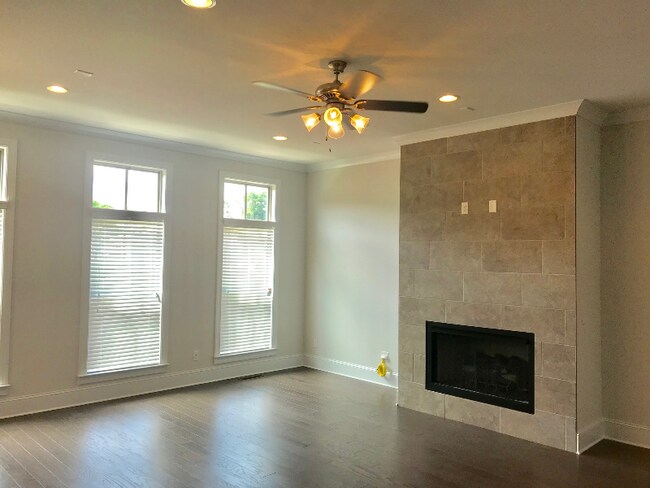Building Photo - 591 Alexander Hills