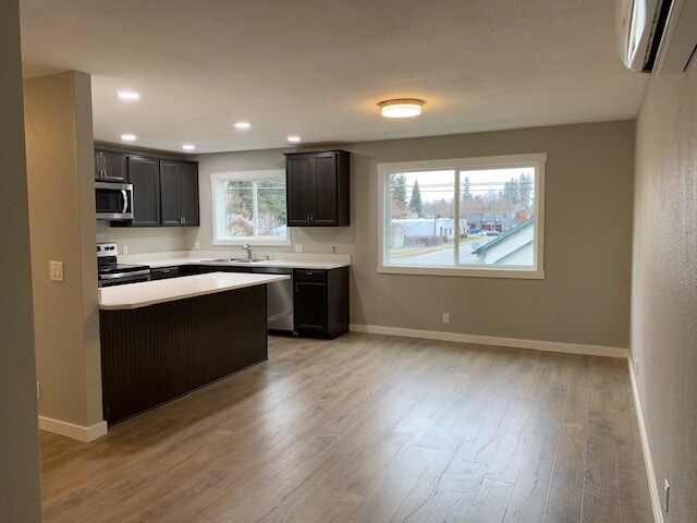 Spacious dining, light anb bright - 1503 E Mullan Ave