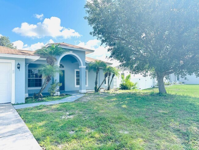 Foto del edificio - 549 SW Prater Ave