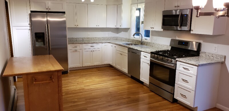 Primary Photo - 1 Cardinal Ln