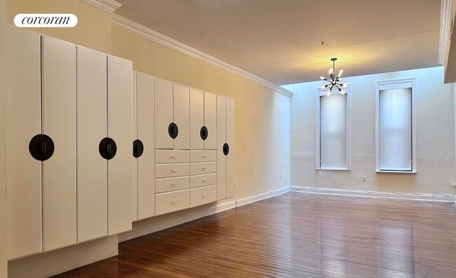 Building Photo - 367 E 62nd St