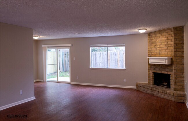 Foto del edificio - 16714 Britford