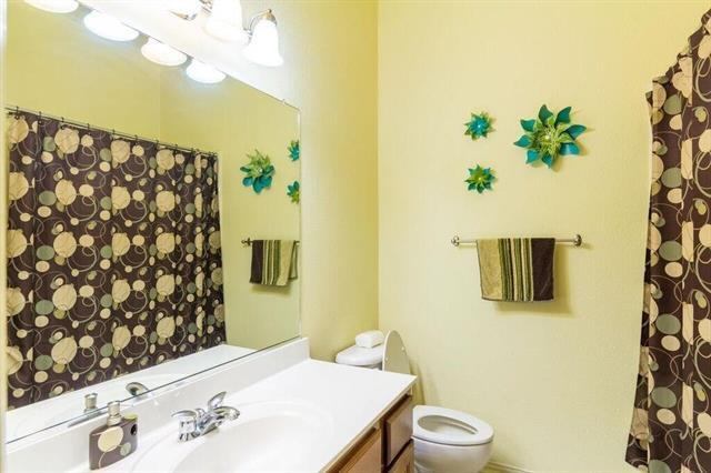 Foto del edificio - 3132 Fox Hollow Dr