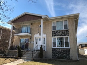 Building Photo - 4656 Custer Ave