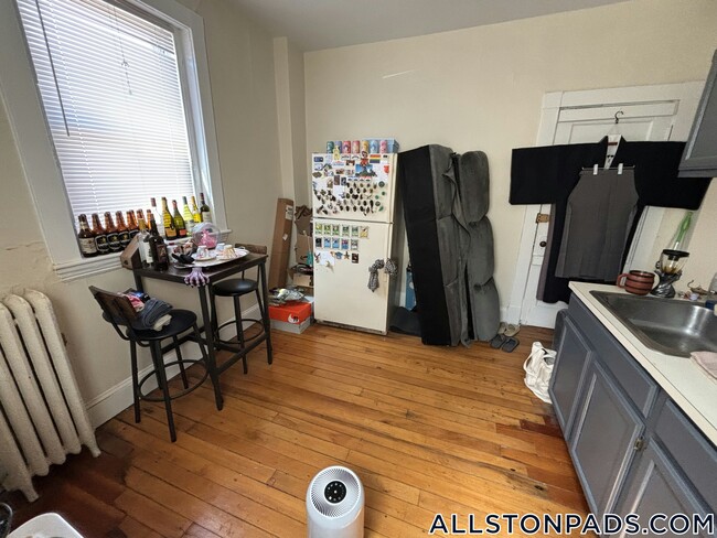 Building Photo - 215 Harvard Ave