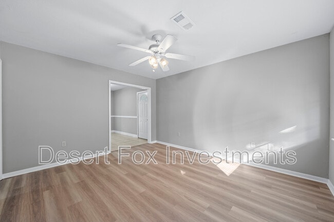 Building Photo - 101 N Ida Ln