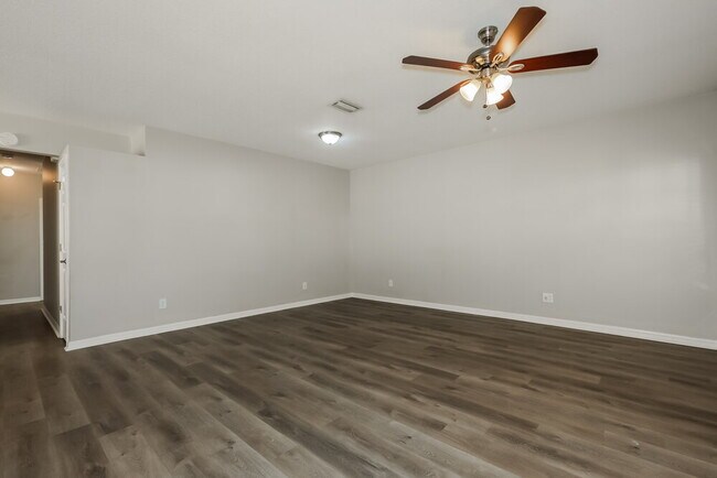 Foto del edificio - 454 Summer Sails Dr