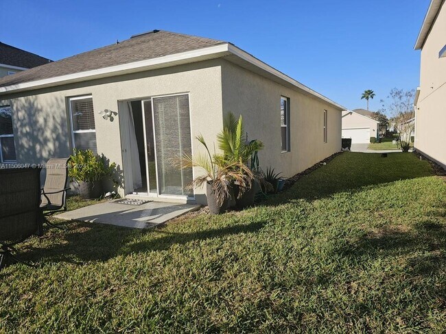 Building Photo - 804 Sheen Cir
