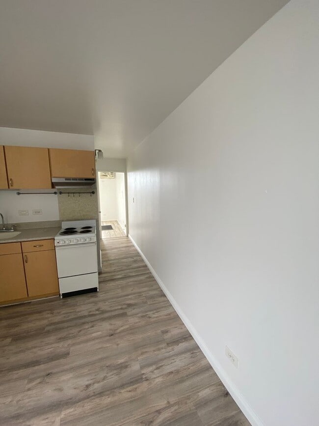 Photo - Convenient 1 Bedroom, 1 Bath, 1 Parking  Near Waikiki House