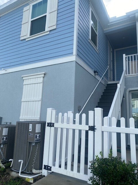 Building Photo - 9005 Via Di Canti Dr