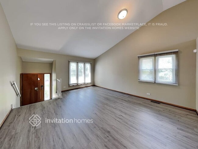 Foto del edificio - 800 E Belmont Ave