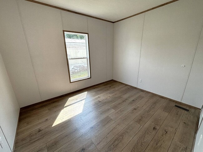 Building Photo - 3212 Plateau Dr