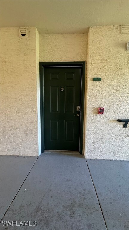 Building Photo - 11490 Villa Grand