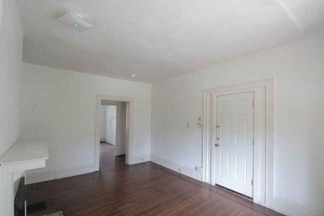 Building Photo - 329 South Avenue