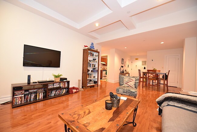 Building Photo - 4502 Ditmars Blvd