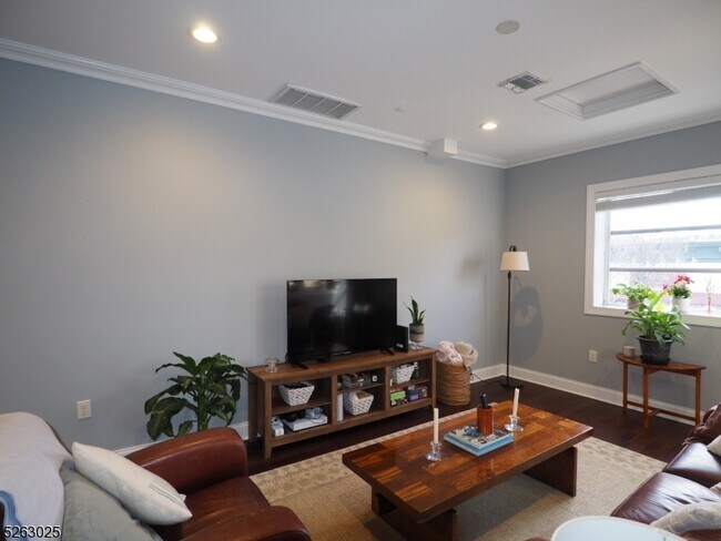 Foto del edificio - 36 Main St